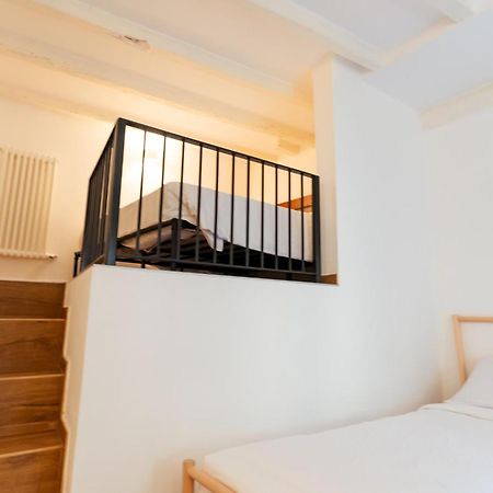 Exclusive Apartment - Magritte Style Lecco Exterior photo