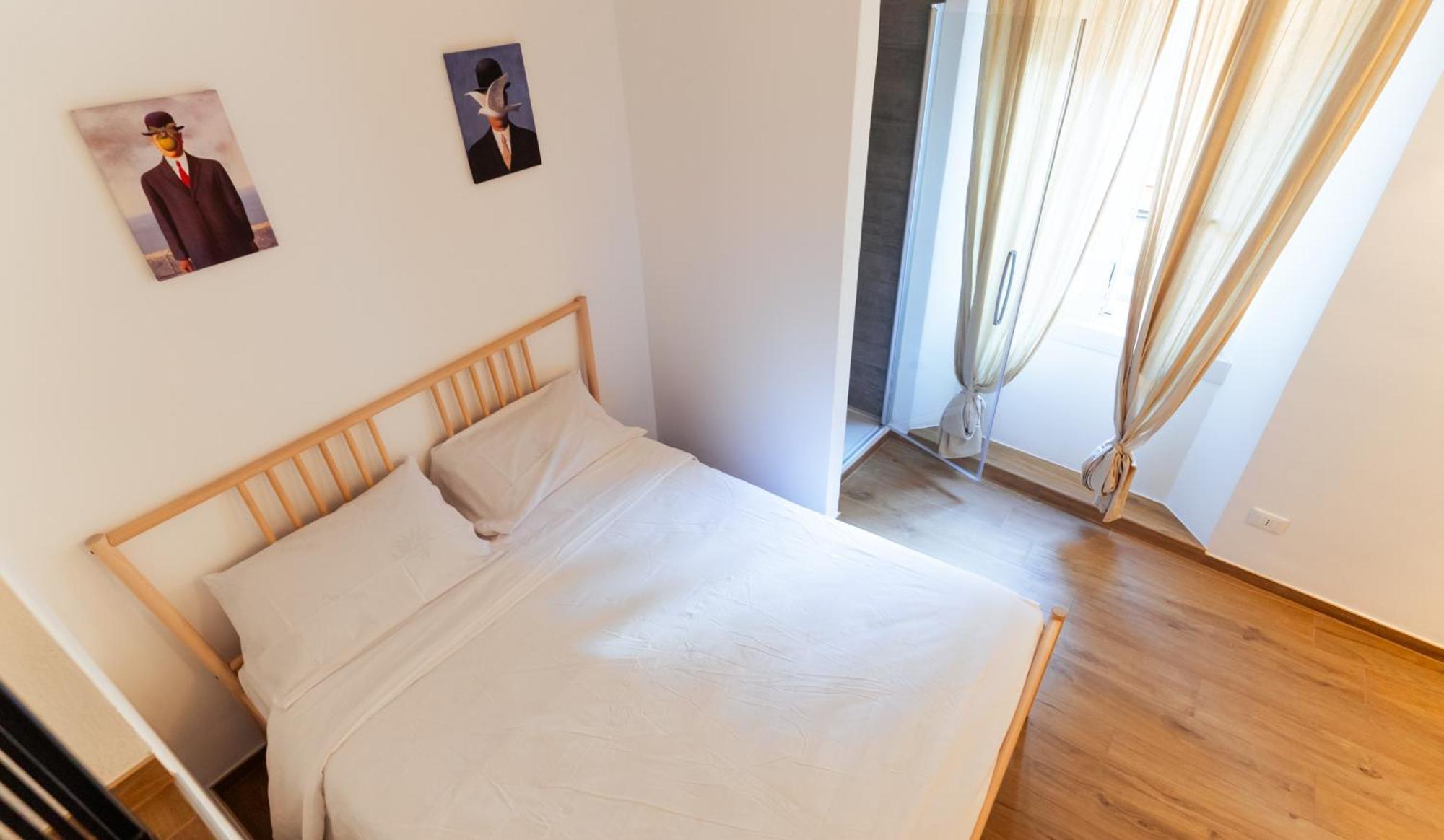 Exclusive Apartment - Magritte Style Lecco Exterior photo