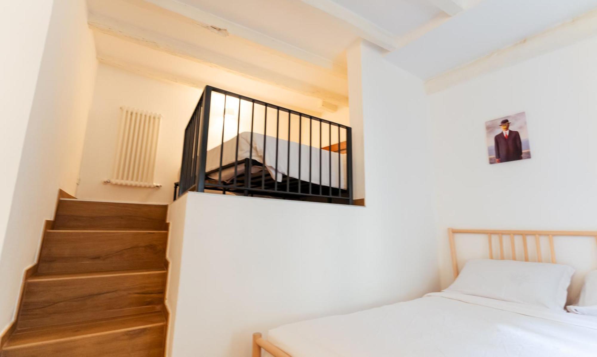 Exclusive Apartment - Magritte Style Lecco Exterior photo